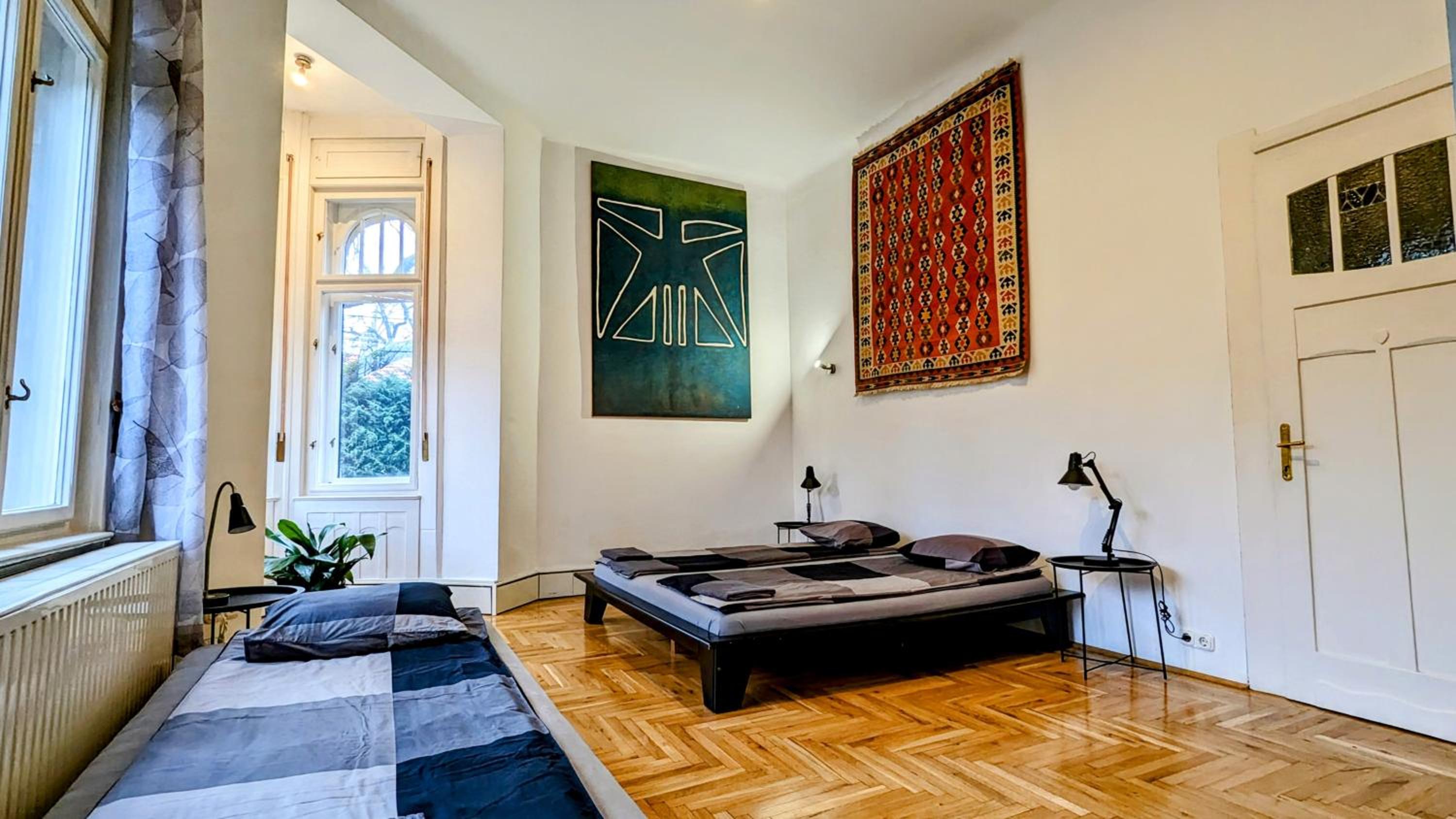 Magyaros-szecessziós Villa