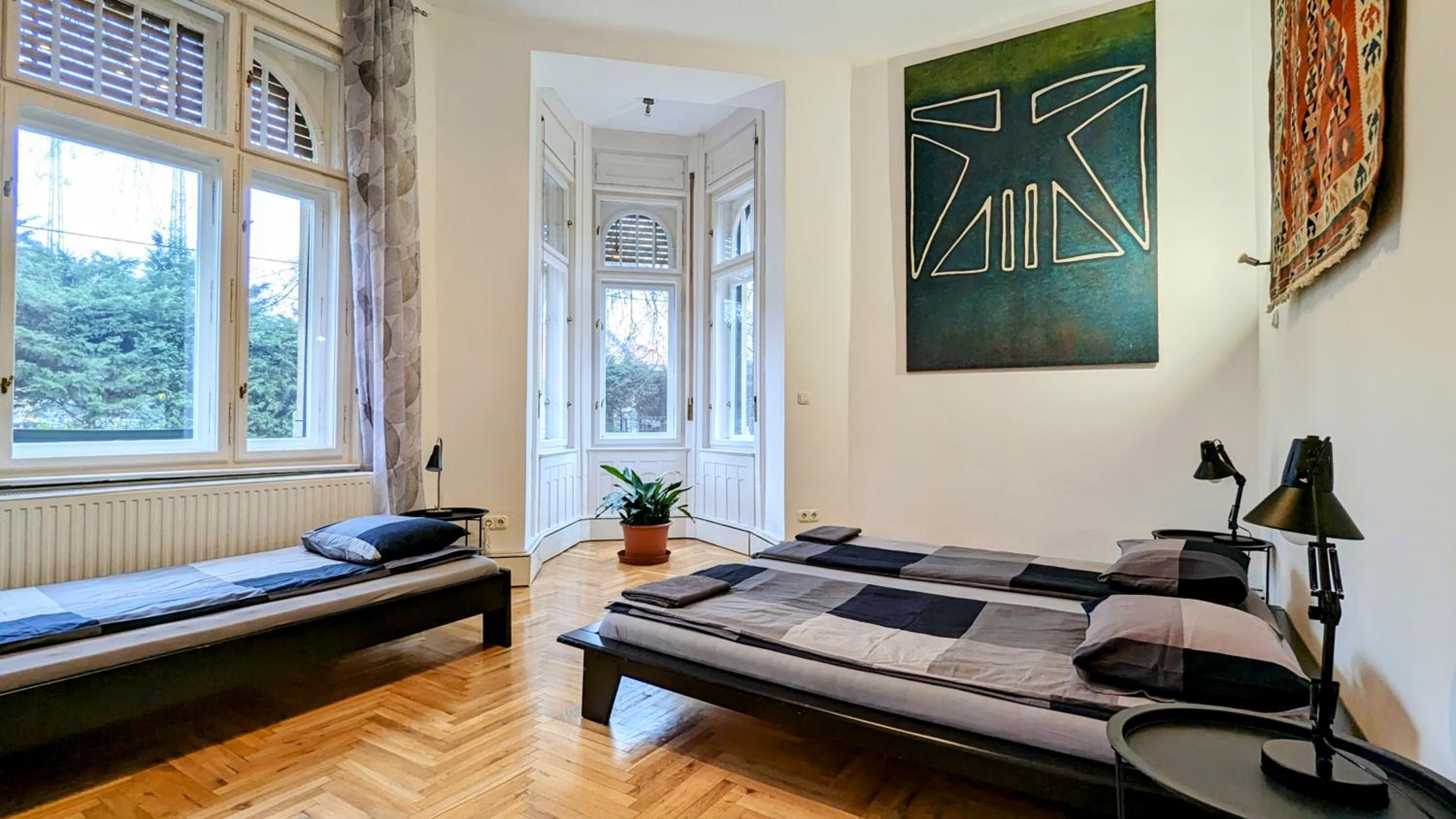 Magyaros-szecessziós Villa