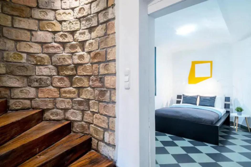 Magyaros-szecessziós Villa