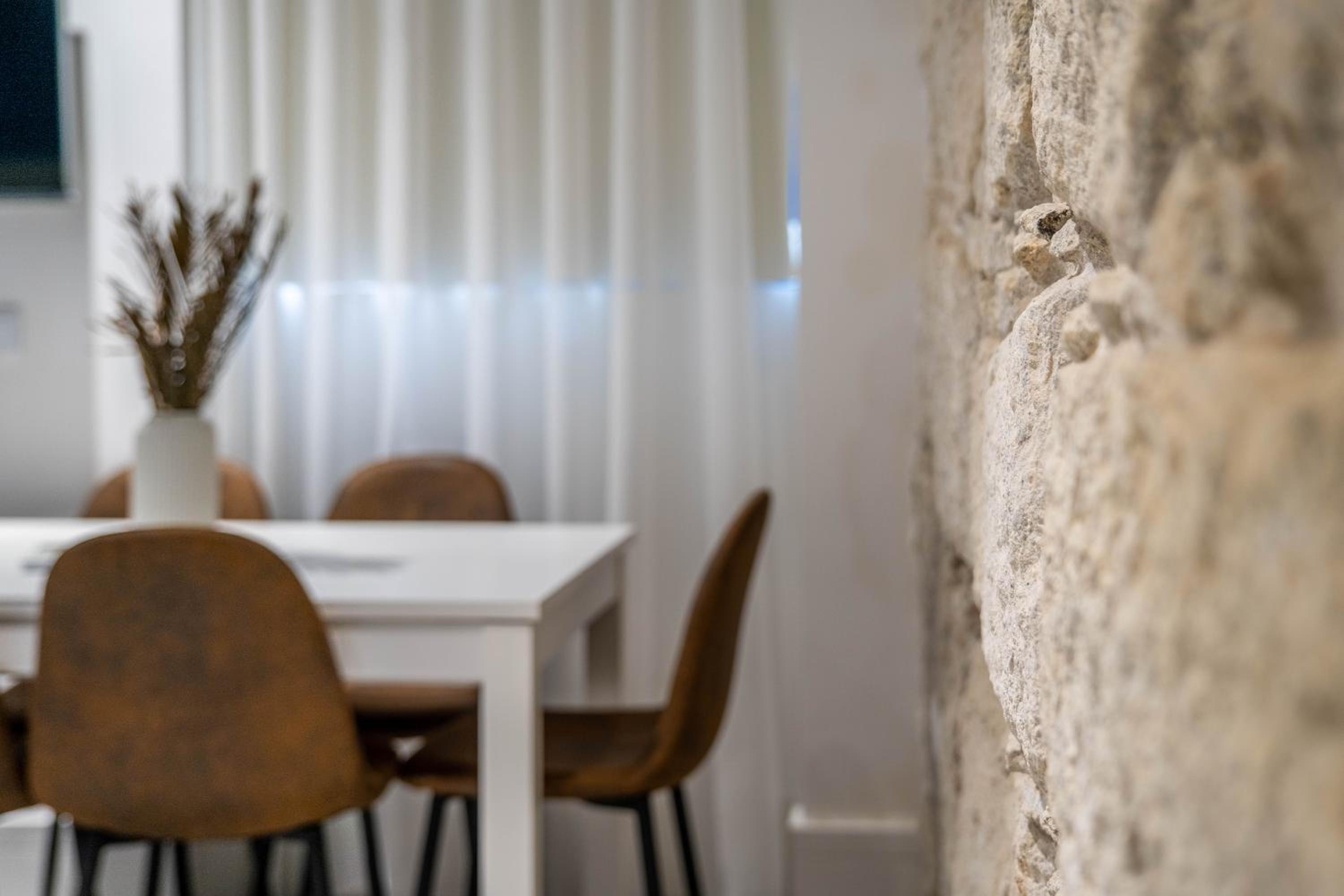 Bom Retiro's Duplex by LovelyStay