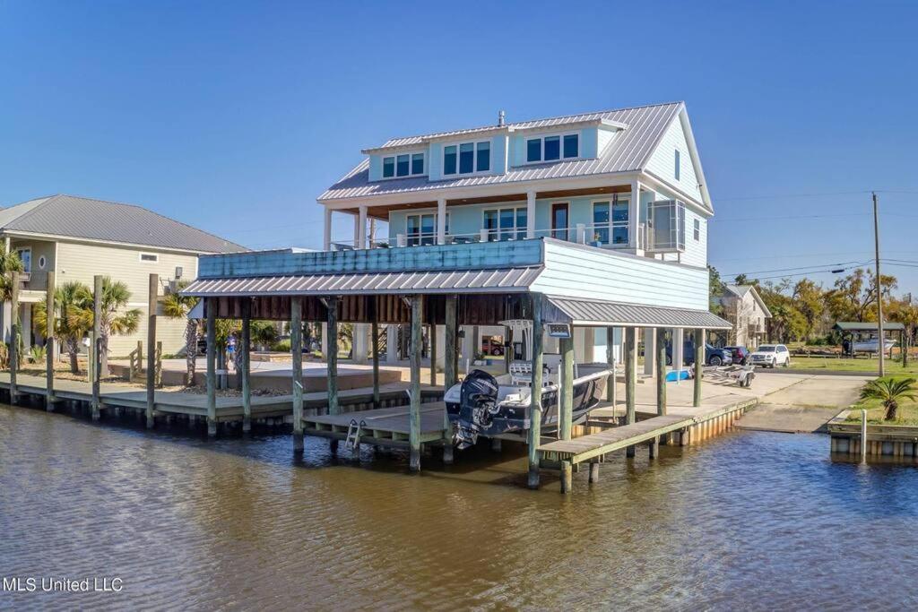 BAYSIDE MAISON
