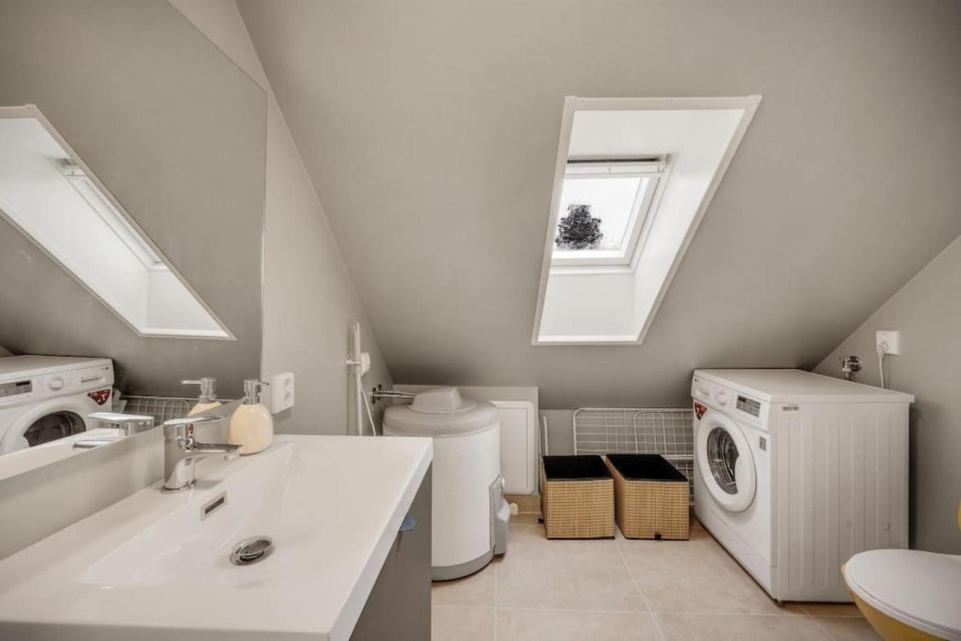 Dinbnb Apartments I Romantic Surrourings