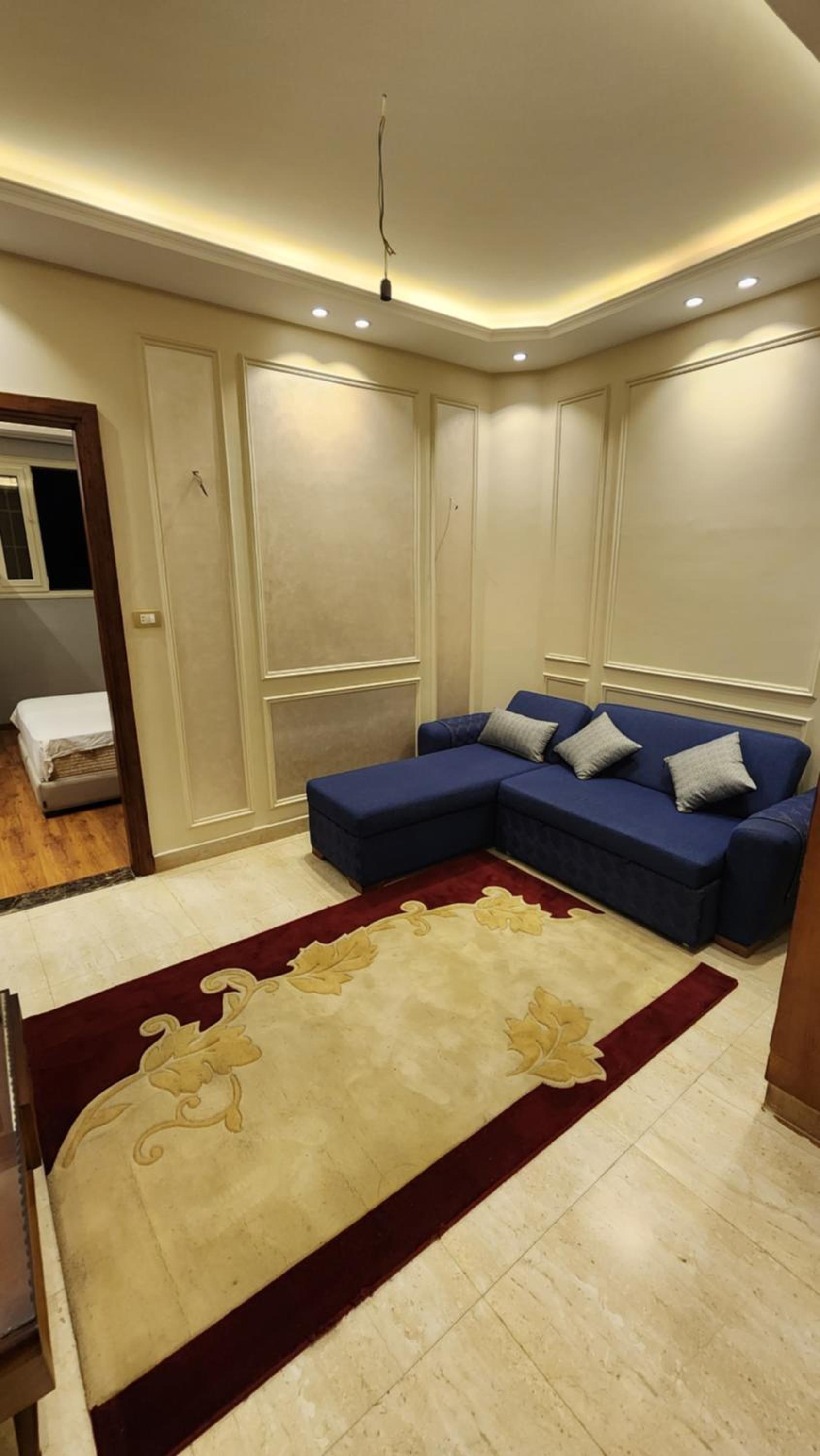 3rd floor luxury apartment-families only