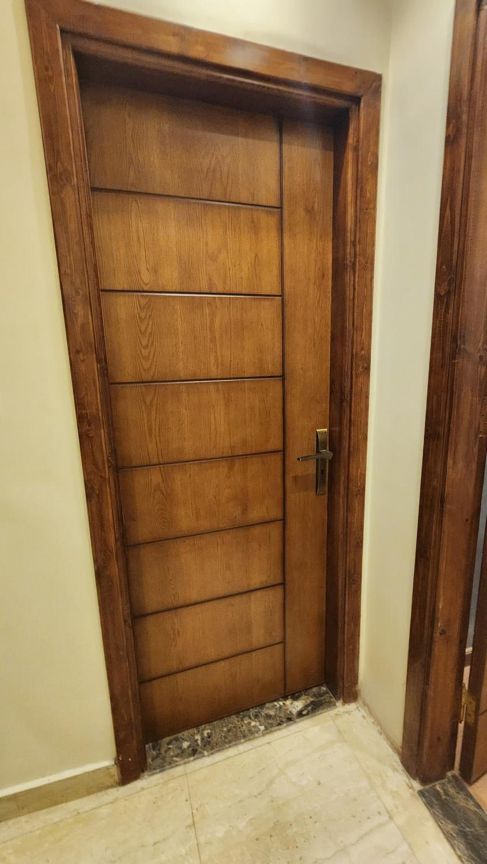 3rd floor luxury apartment-families only