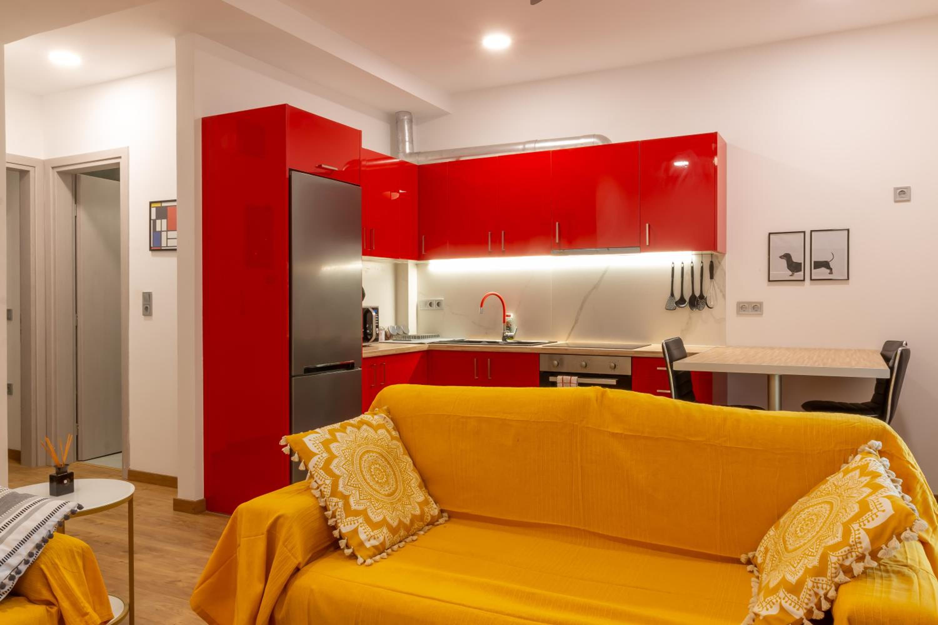 Academia apartments by the park