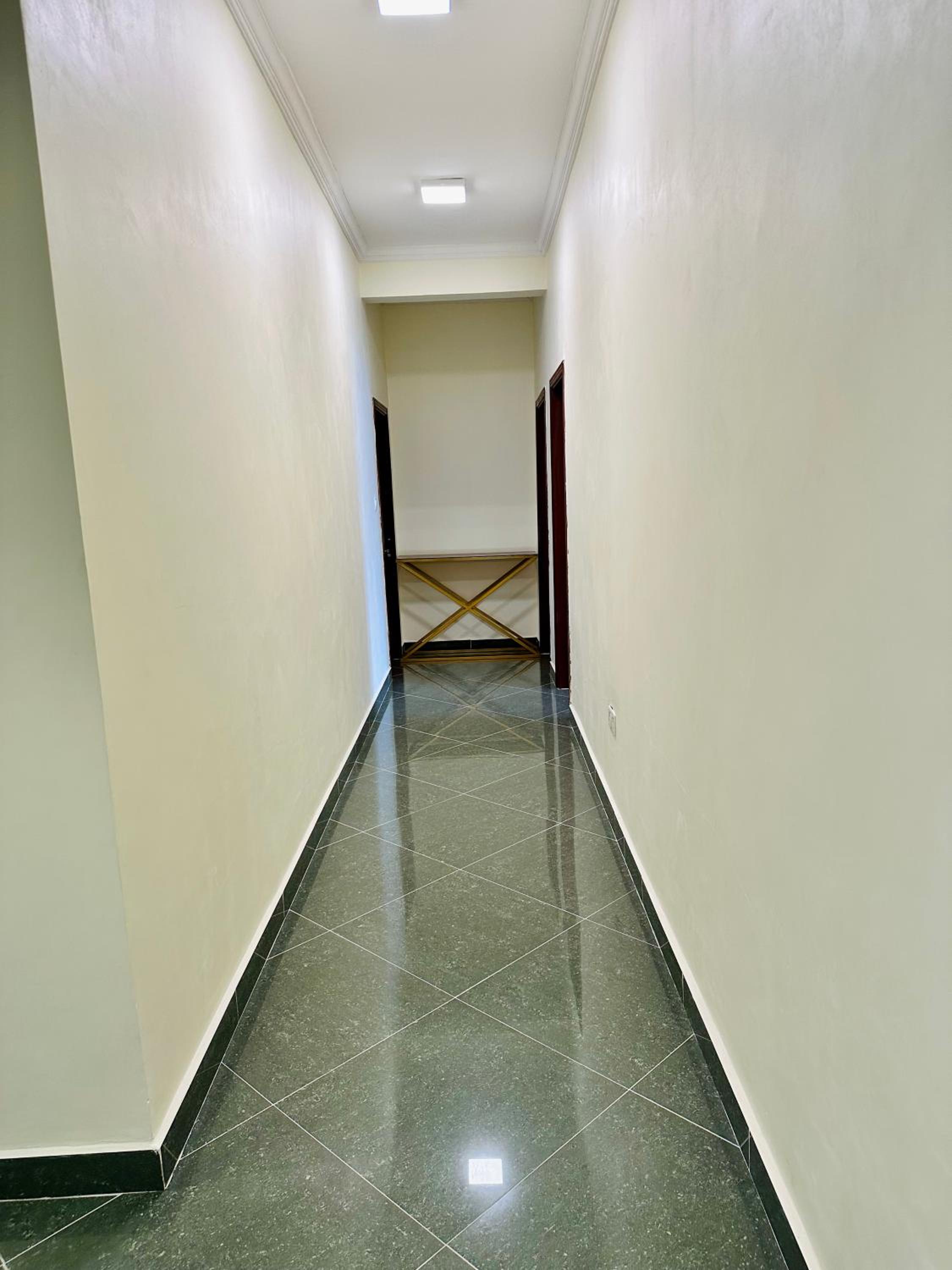 Oceans-Opulence/3BR-5 BEDS view 3