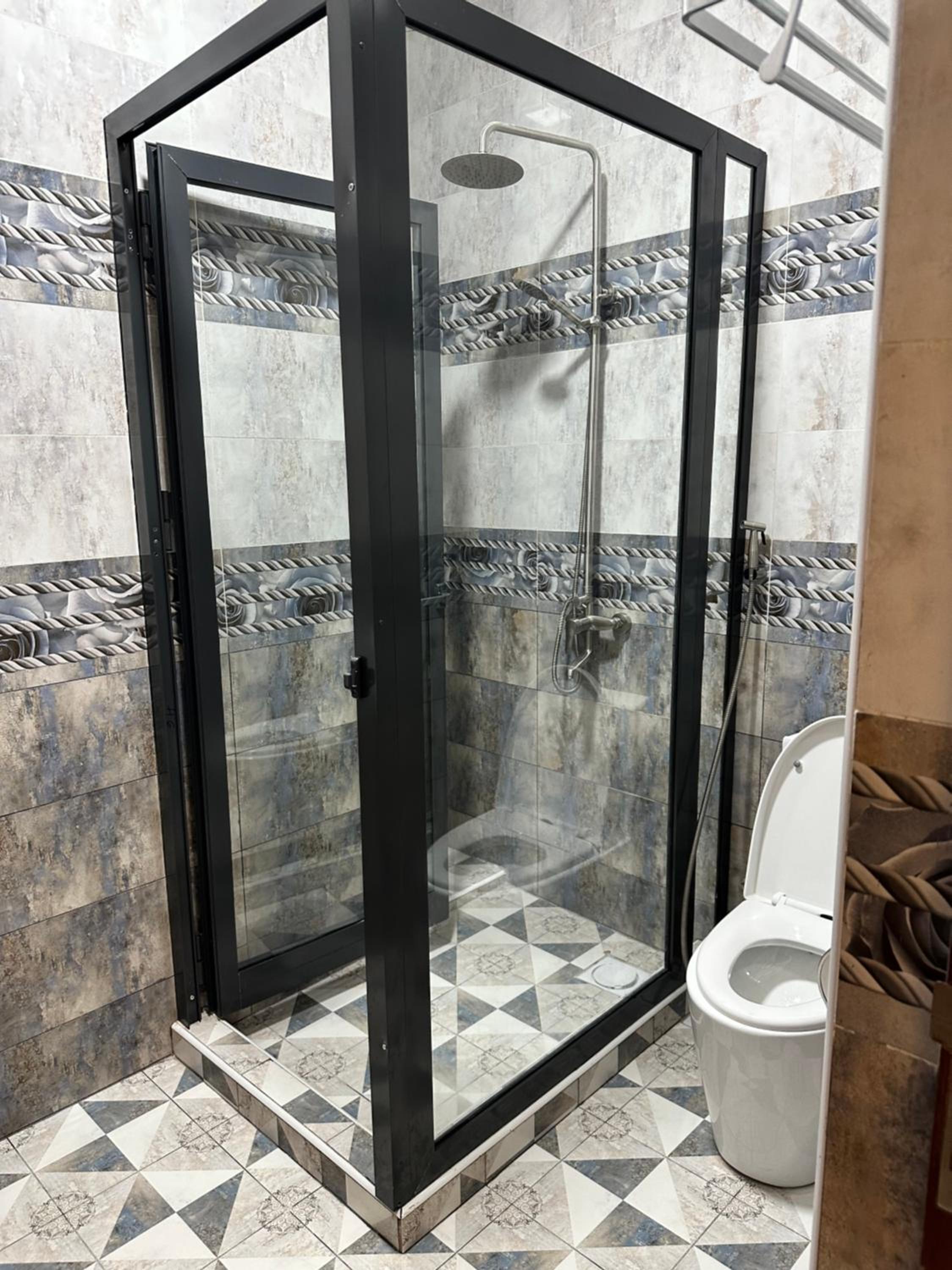Oceans-Opulence/3BR-5 BEDS view 2