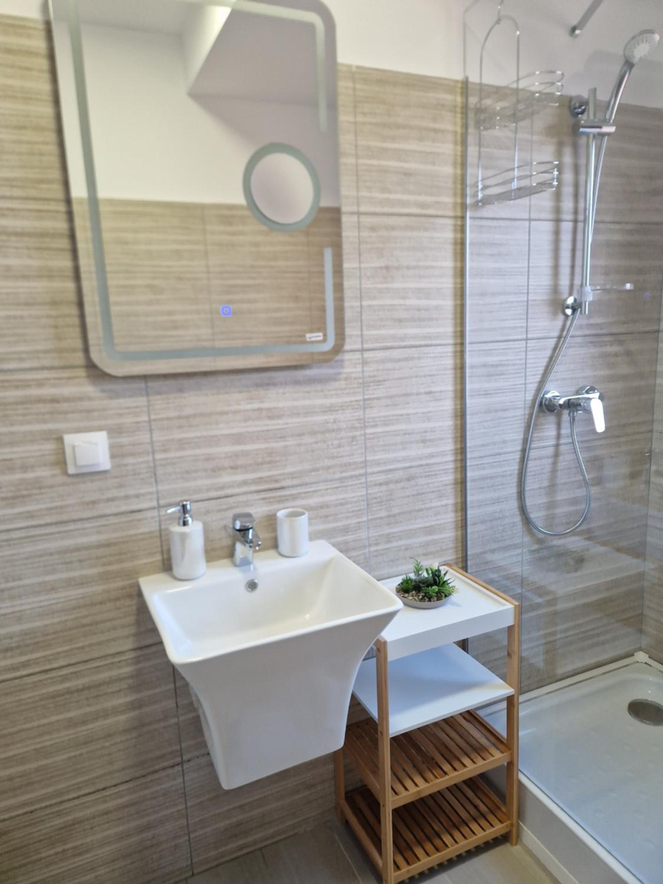 Apartament Eva