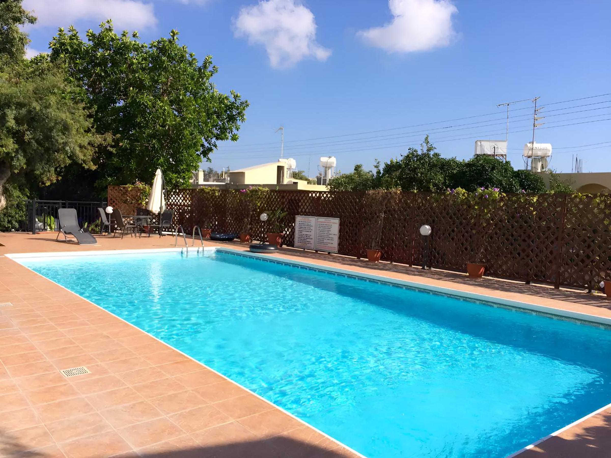 Peaceful Apartment with Double Bed - Oak Breeze