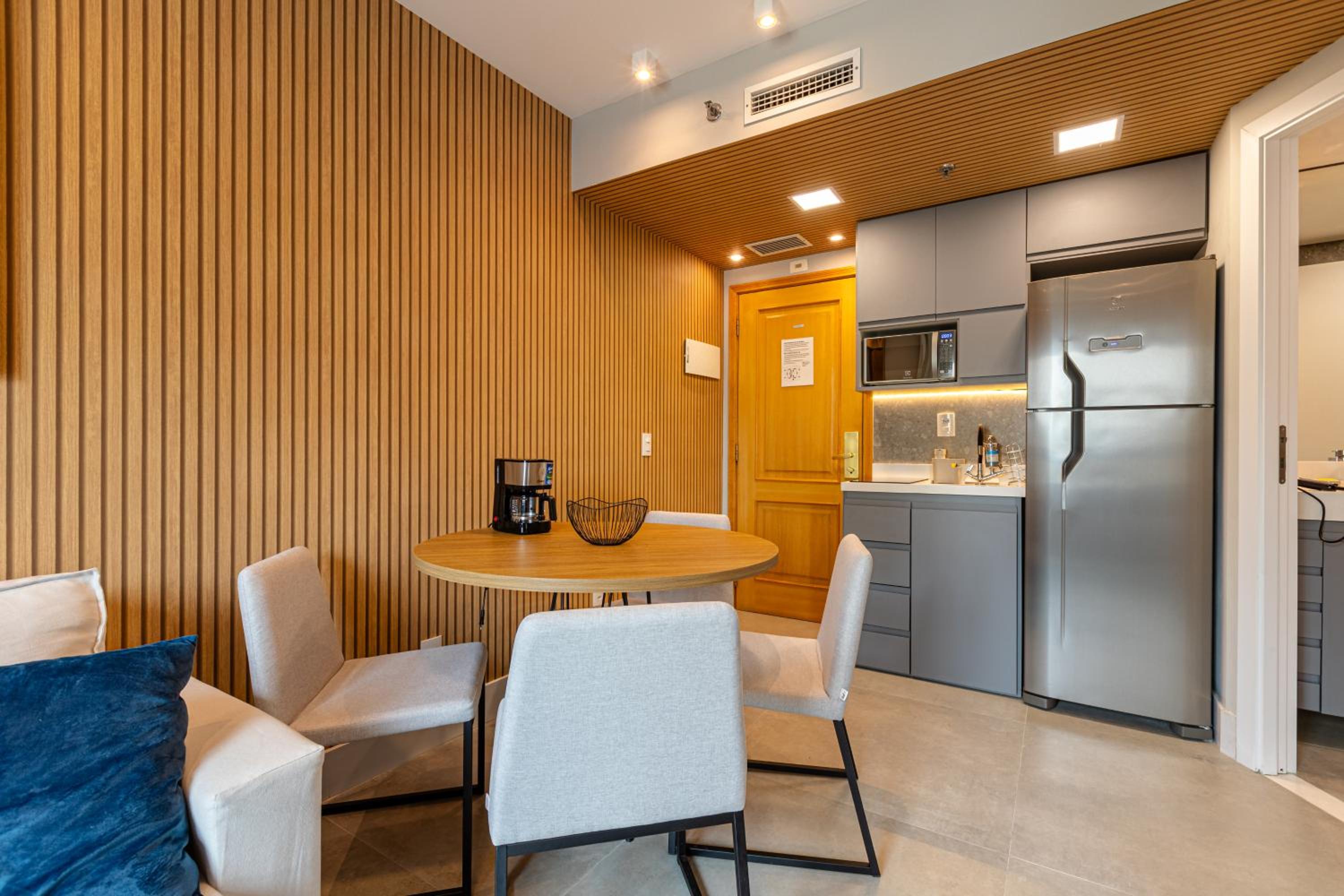 MCV - Capote Valente - Anora Spaces