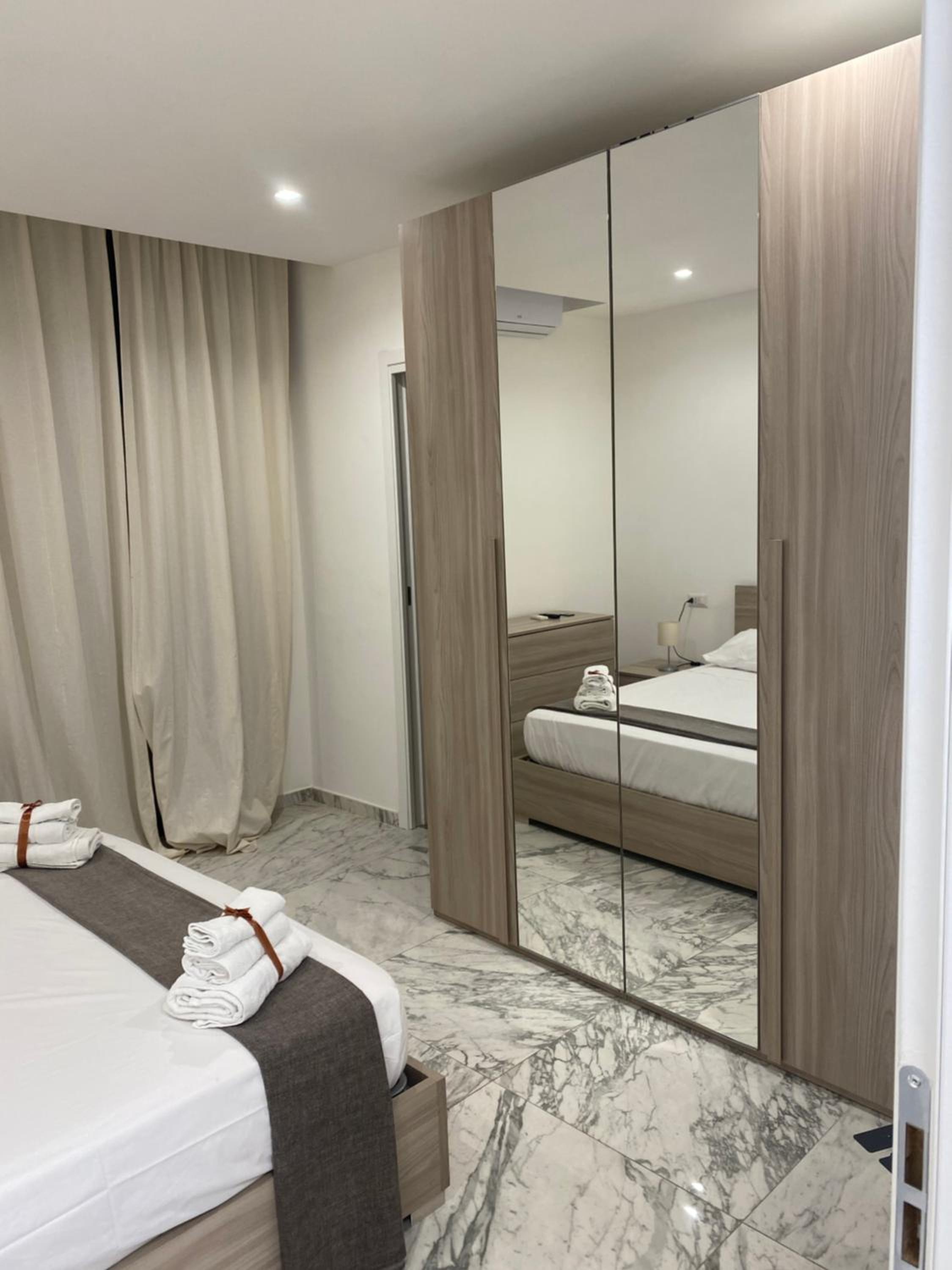 Hotel B&B De Rossi185 - Image 1