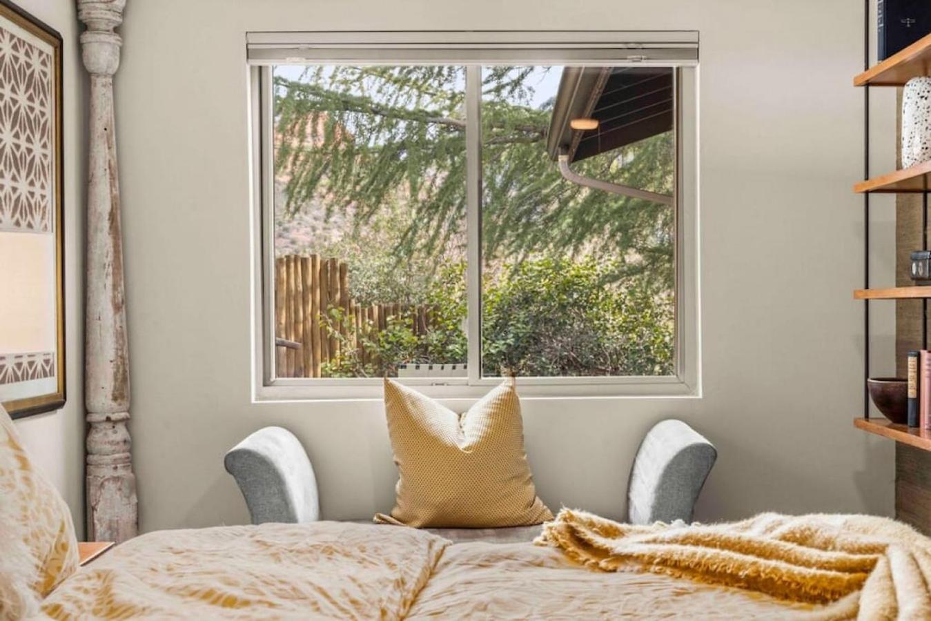 Photo 33