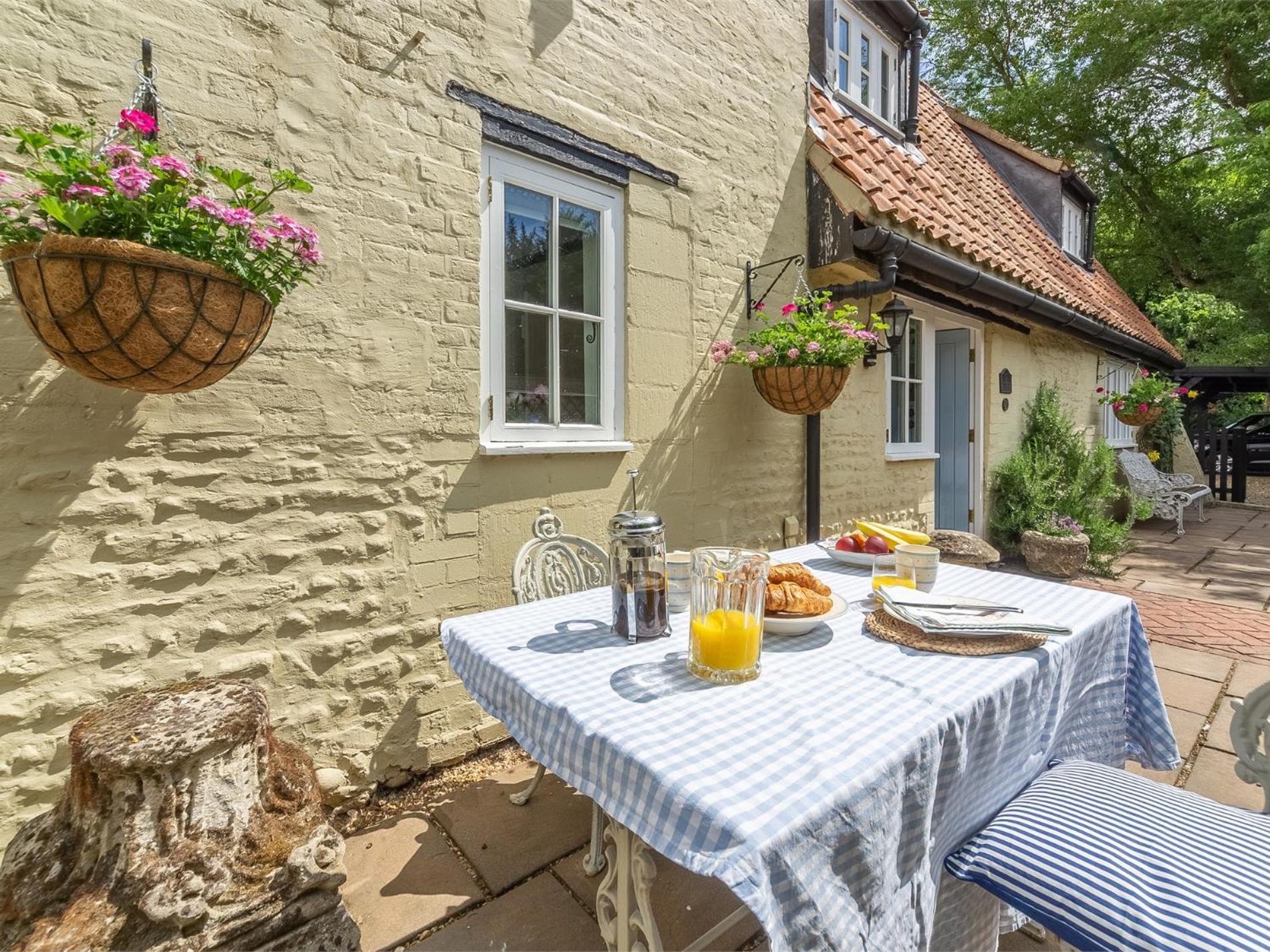 2 Bed in Little Walsingham oc-kt160 view 2