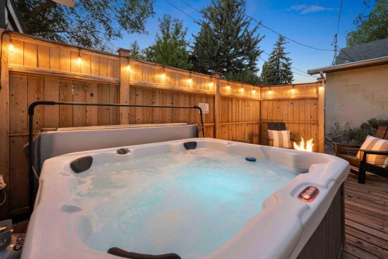 Desert Modern Downtown Flagstaff Unit with Hot Tub view 4