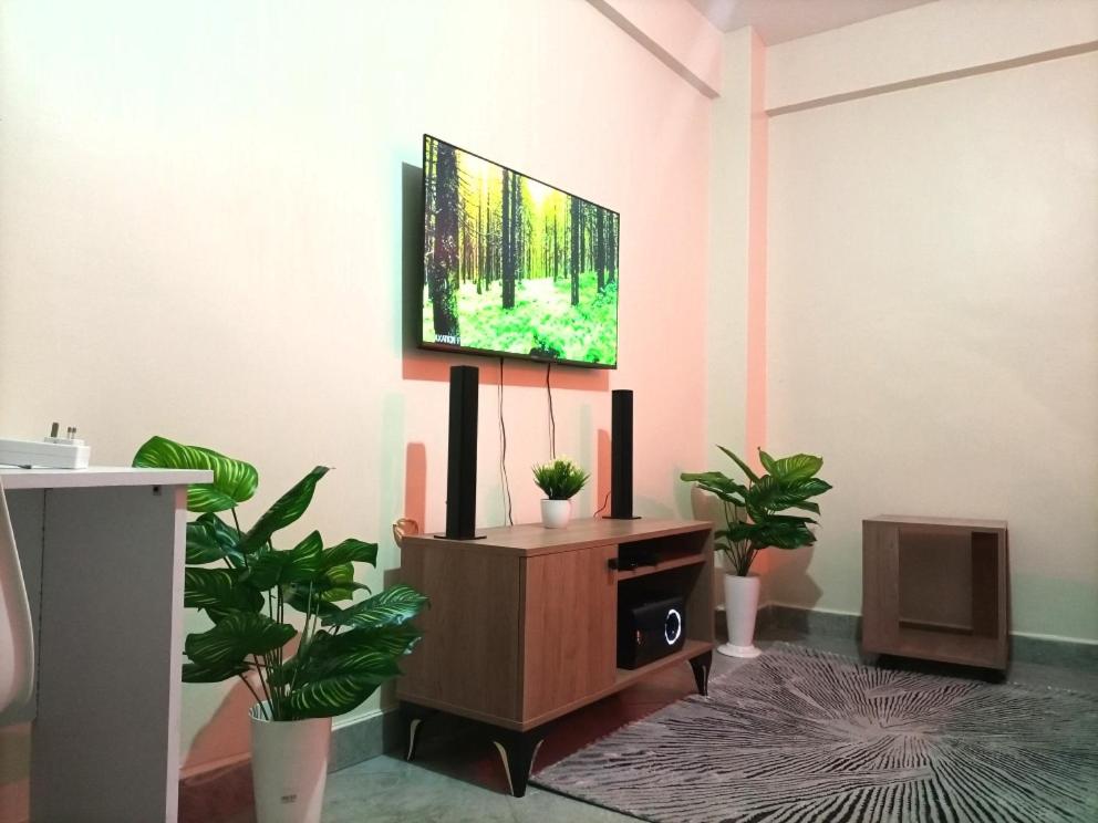 AFRICA ORANGE STUDIO