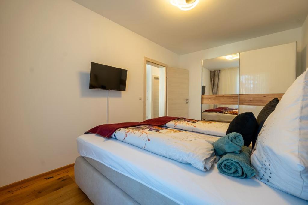 Bennett Apartment