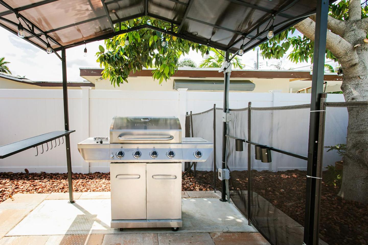 Premium Luxury 5BR Villa near Hollywood Beach