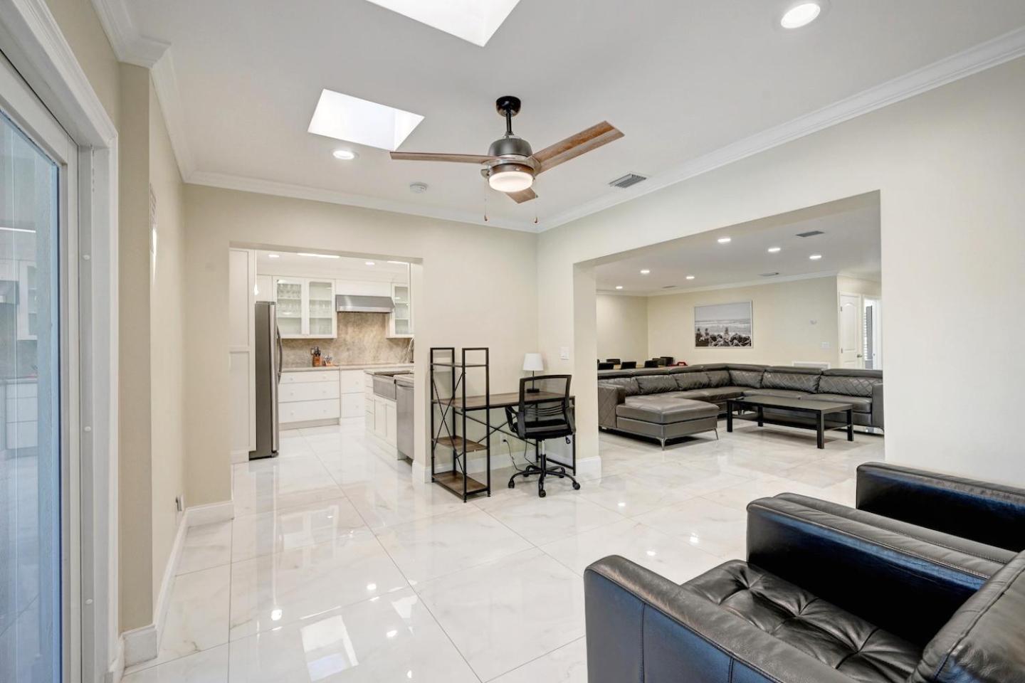 Premium Luxury 5BR Villa near Hollywood Beach