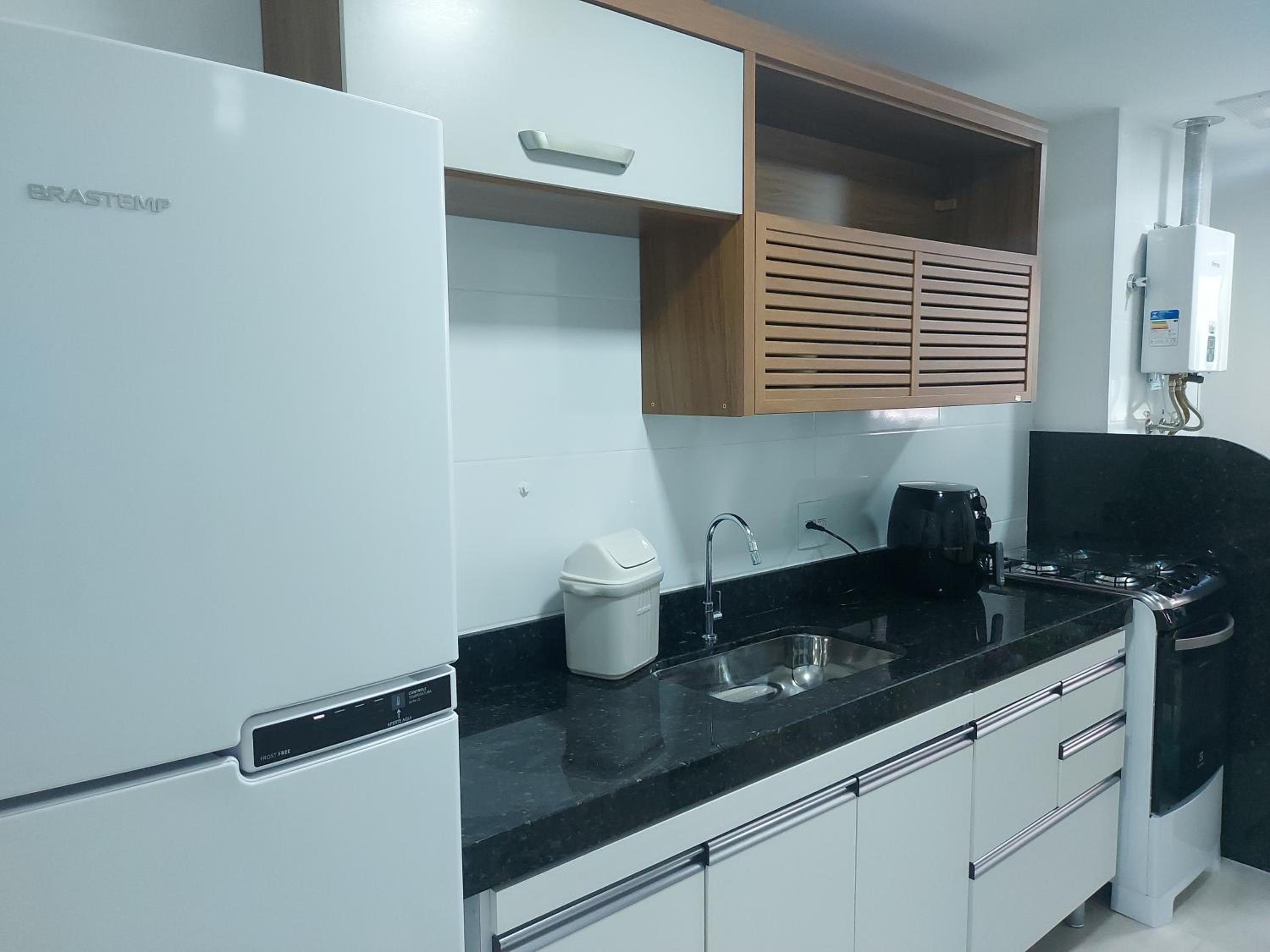 A 2 min da praia- Piscina, sauna e churrasqueira para dias perfeitos de descanso