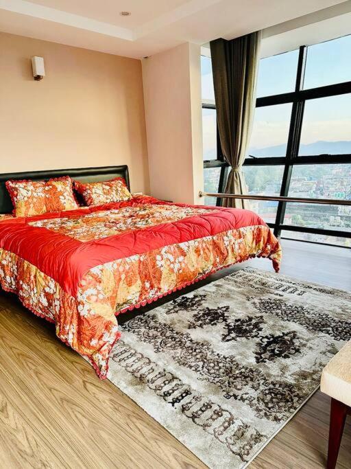 Penthouse 3 bedroom apartment with a beautiful view