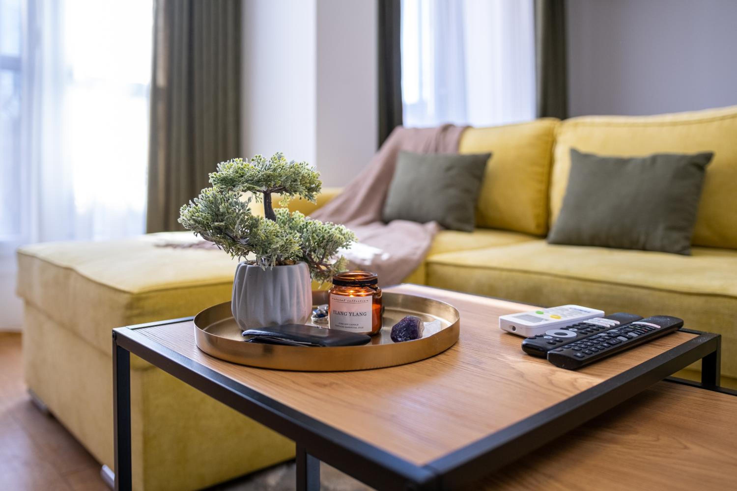 Modern & Elegant City Center Apartments