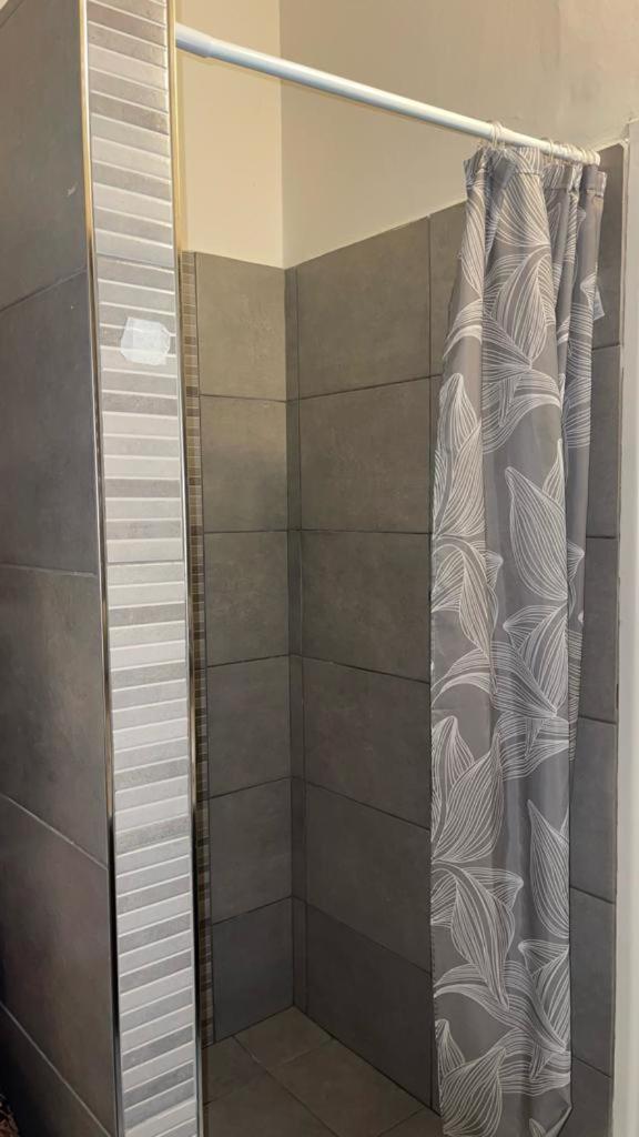 Apartment 70 m² drei Personen Prag kourimka 30