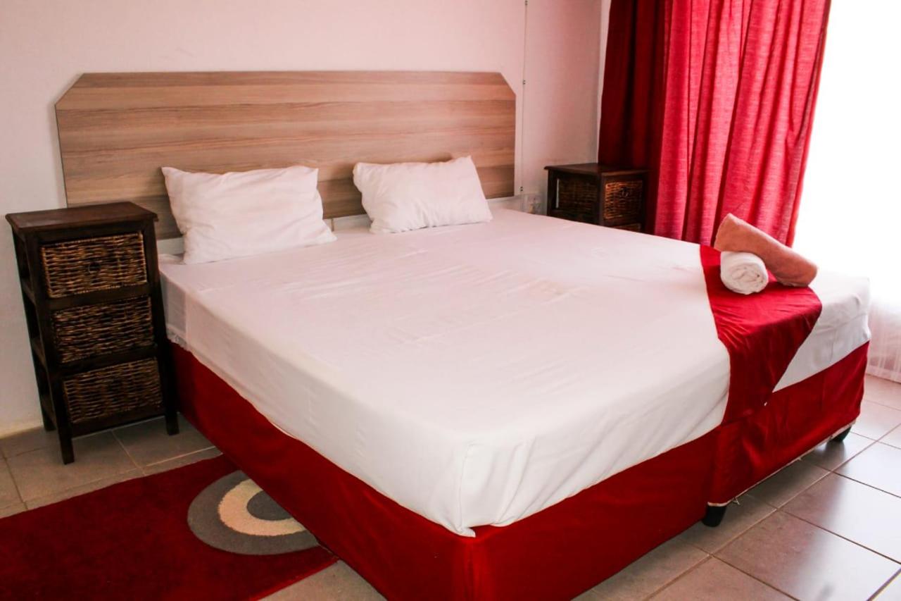 Godmill guesthouse Taung view 5
