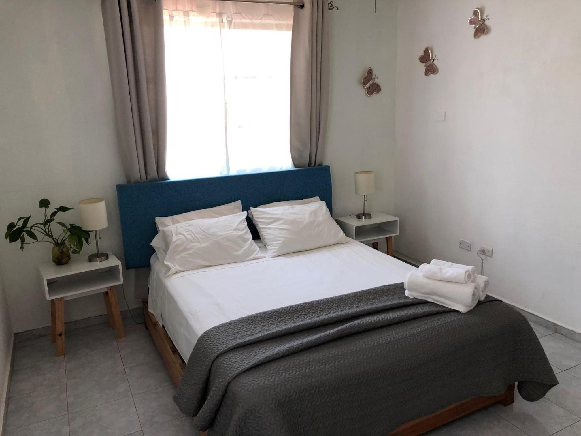 Beautiful Home by the Beach - 3Bedrooms, 2.5Baths