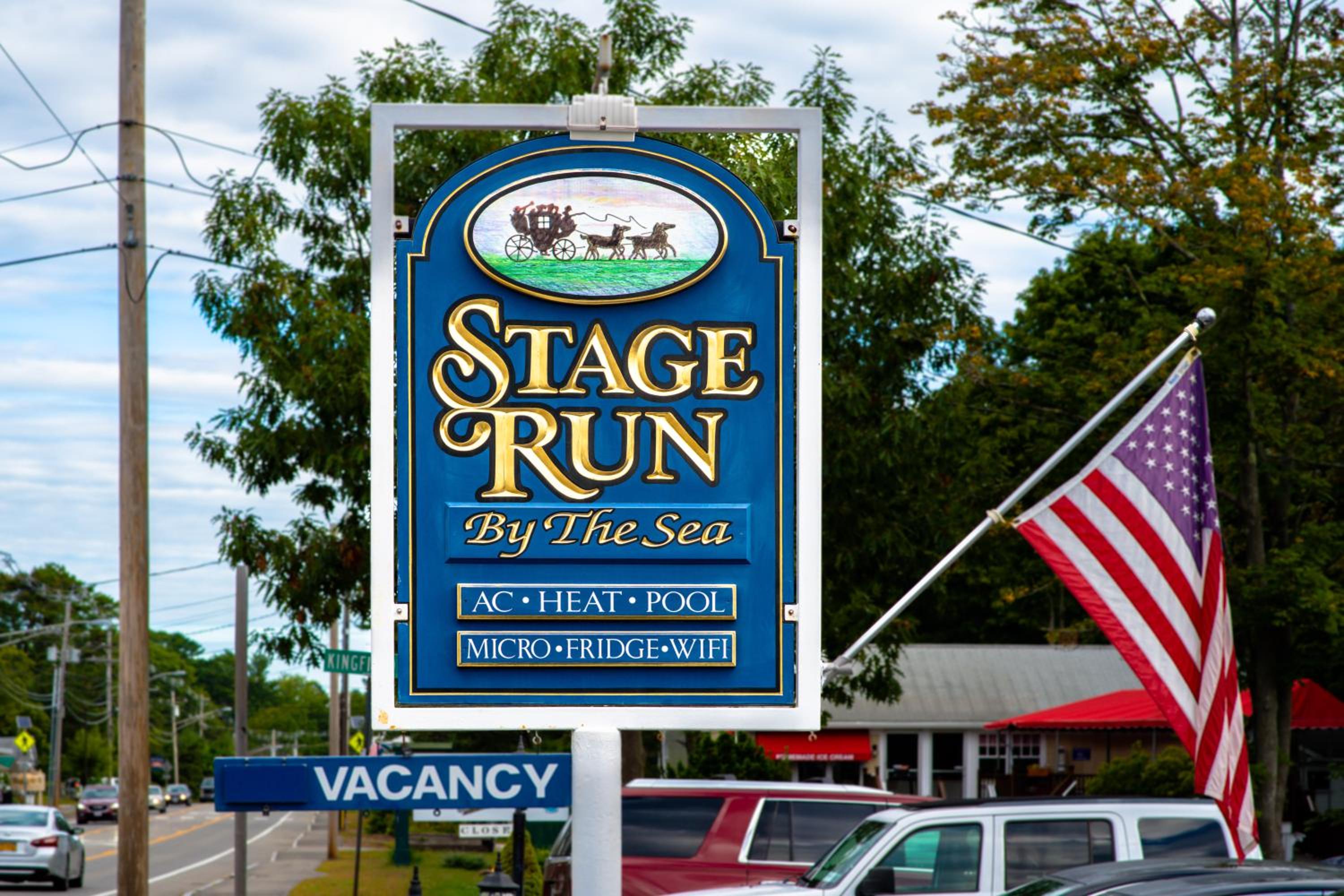 Stage Run by the Sea