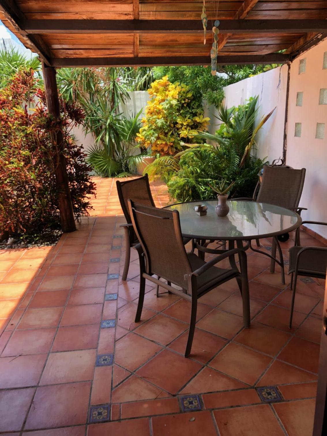 Beautiful Home by the Beach - 3Bedrooms, 2.5Baths