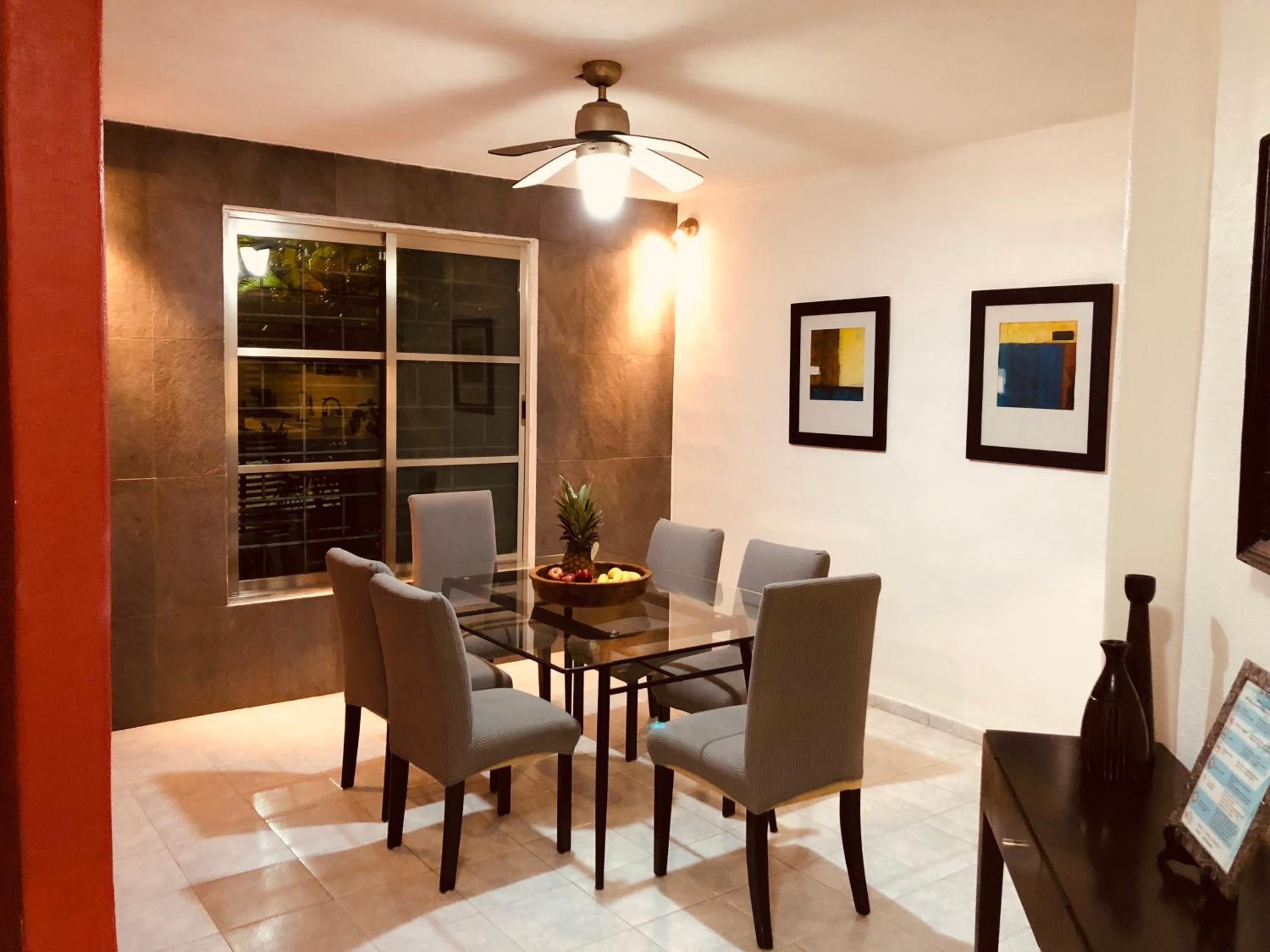 Beautiful Home by the Beach - 3Bedrooms, 2.5Baths