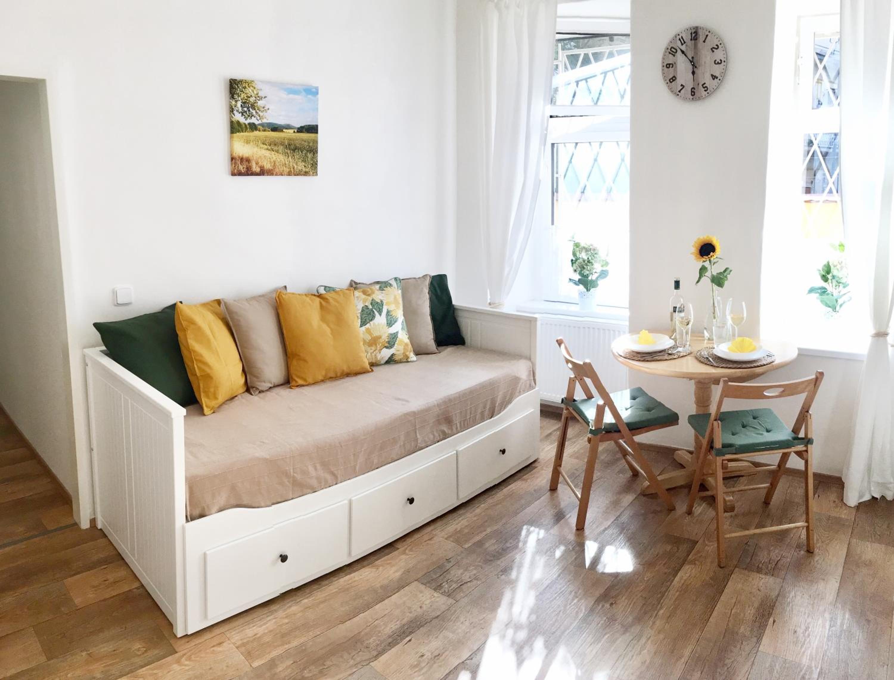 Nice room with double bed in zizkov - shared bathroom