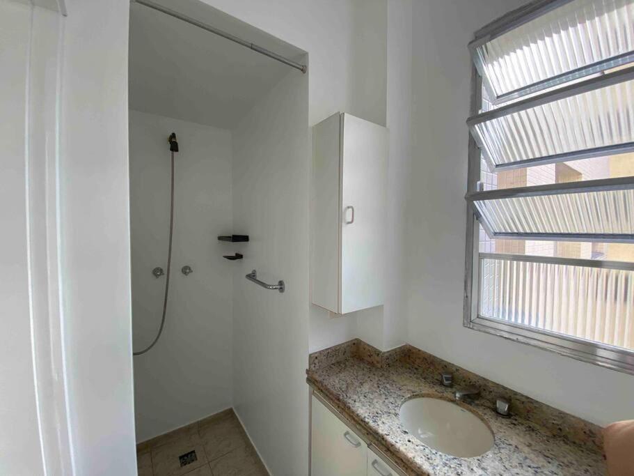 Apartamento no centro do Guarujá - Pitangueiras