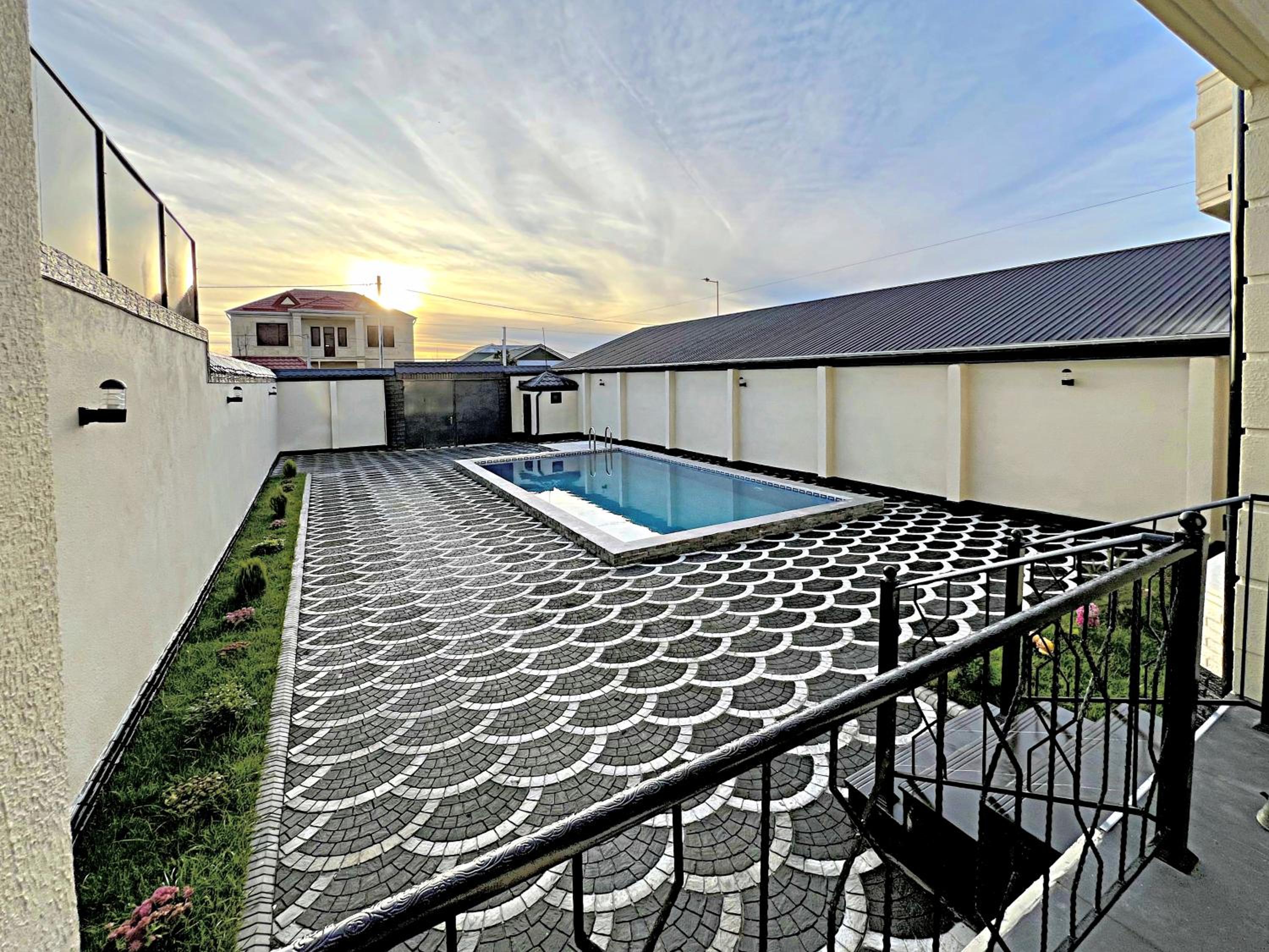 Qafqaz Manor Babylon