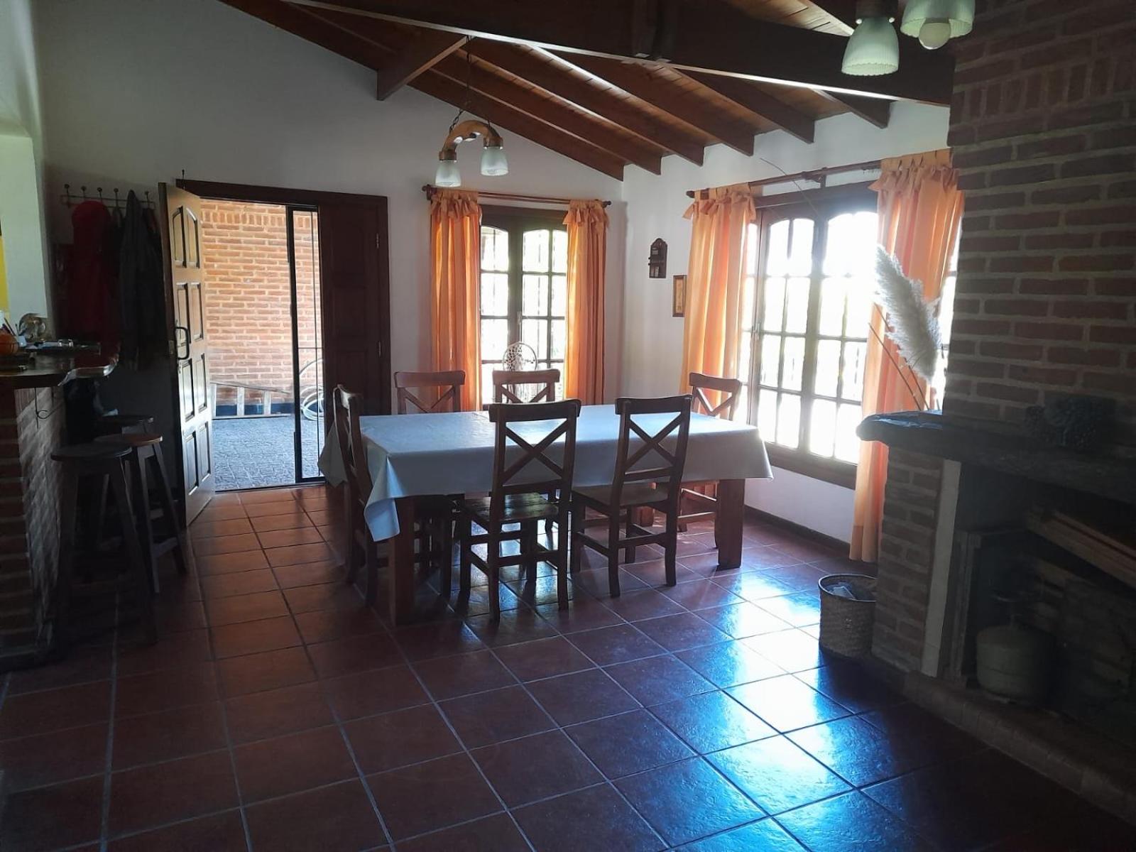 Casa Acantilados