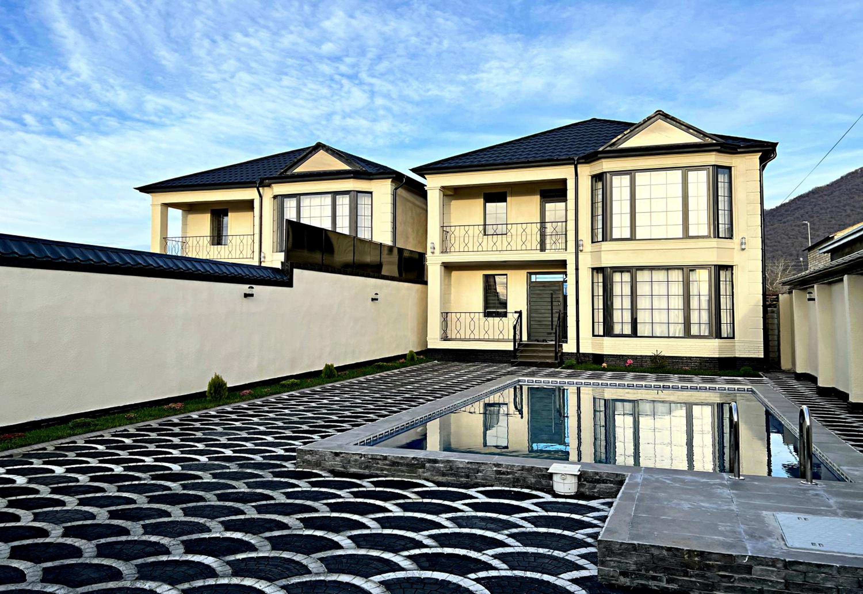 Qafqaz Manor Babylon