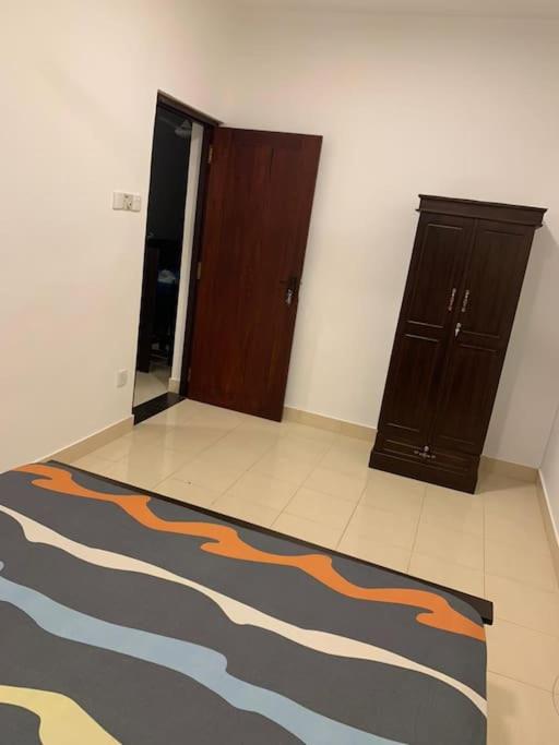 3 bedroom apartment in Colombo.