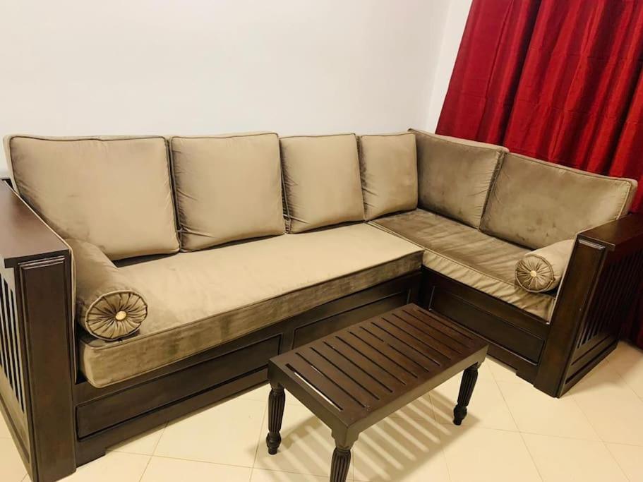 3 bedroom apartment in Colombo.