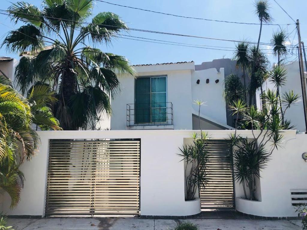Beautiful Home by the Beach - 3Bedrooms, 2.5Baths