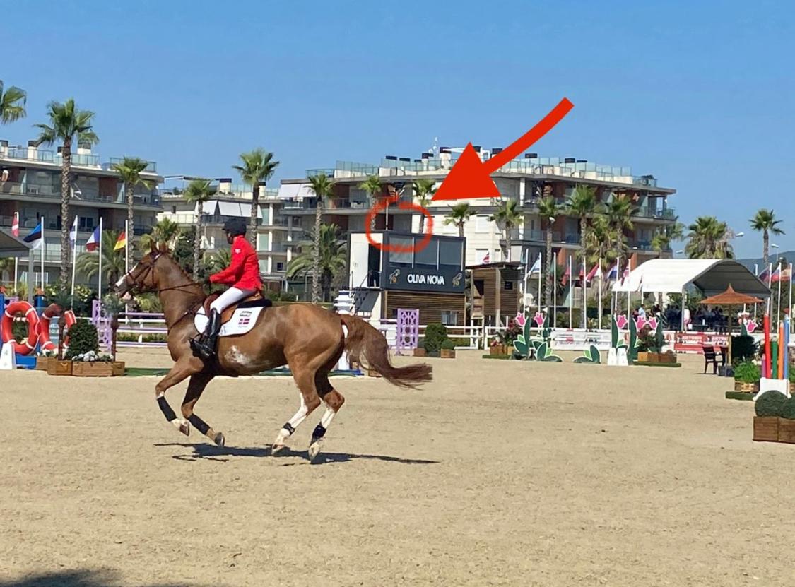 SALTO DE DUNE (Junto al MET y campo de GOLF)