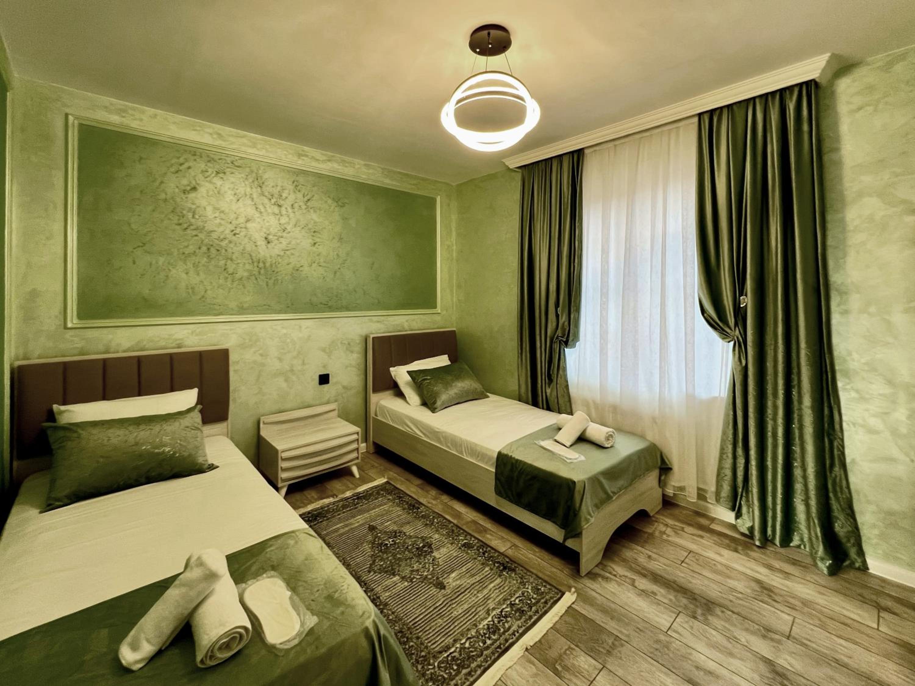 Qafqaz Manor Babylon