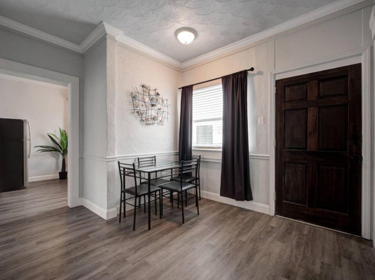 Modern Westshore