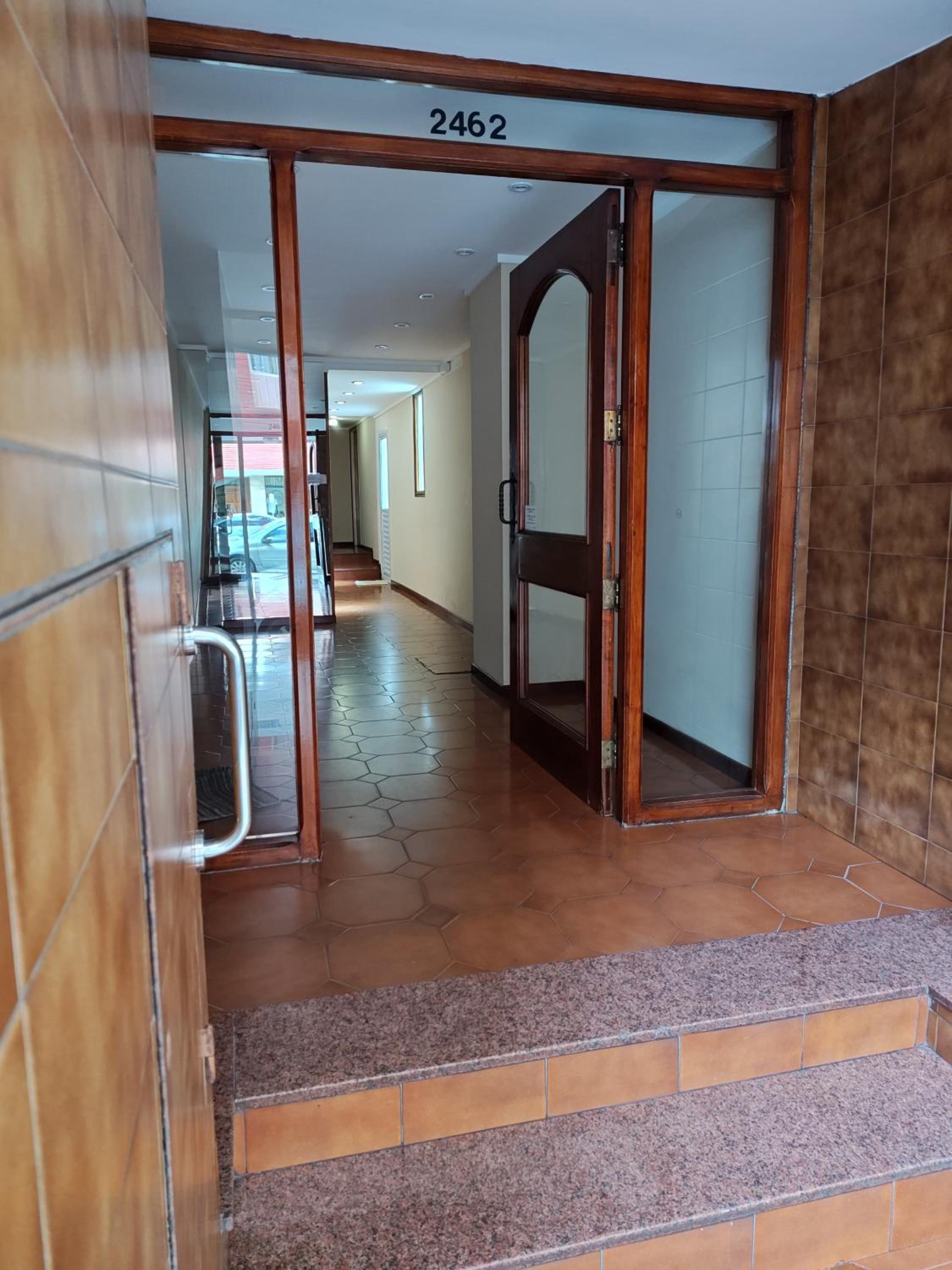 Dpto céntrico, ideal Parejas con 2 hijos