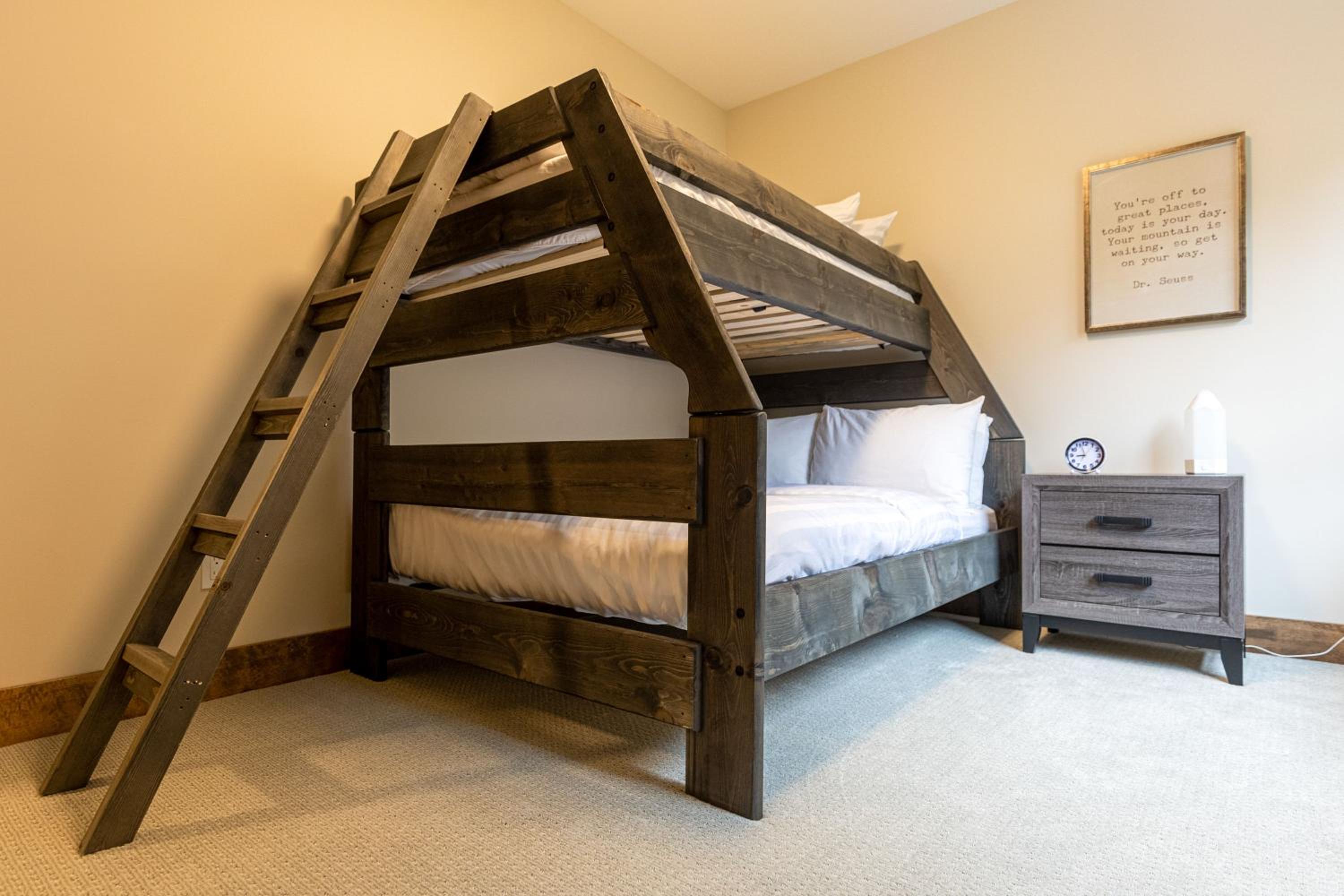 Polar Peak Lodges by Fernie Central Reservations