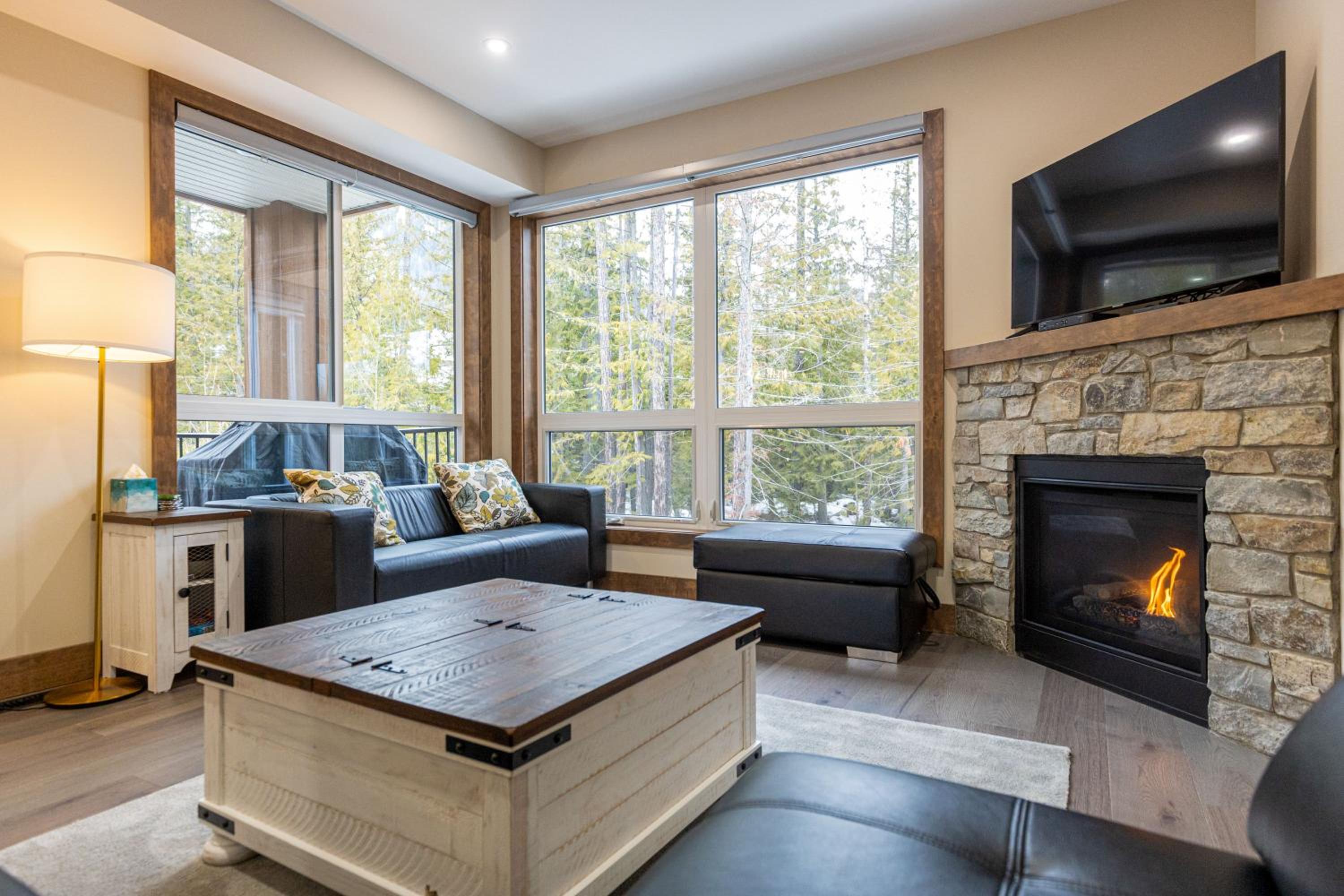 Polar Peak Lodges by Fernie Central Reservations