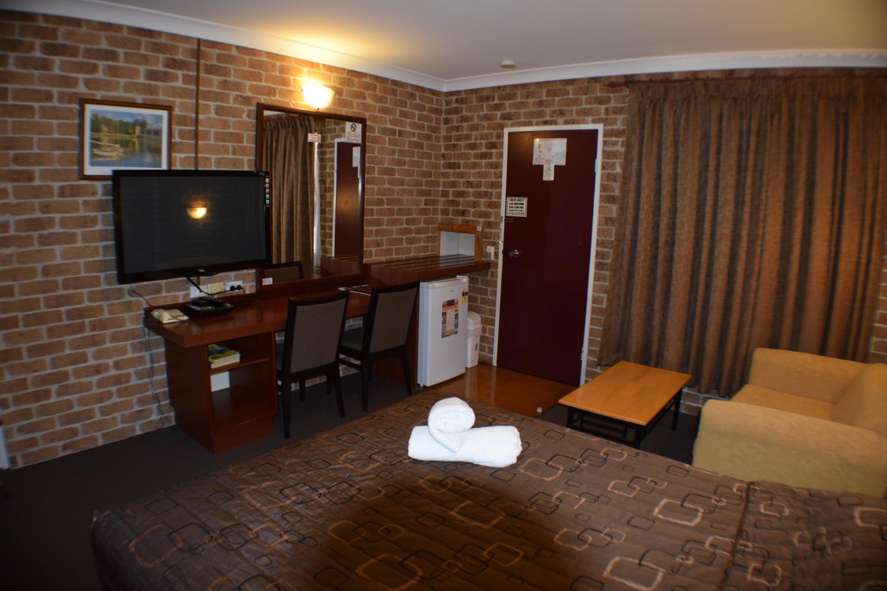 Acacia Motor Inn