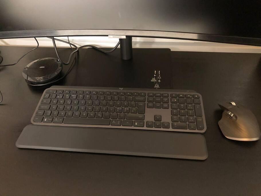 Etätyö ja majoitus, Remote work & sleep, Levi view 3