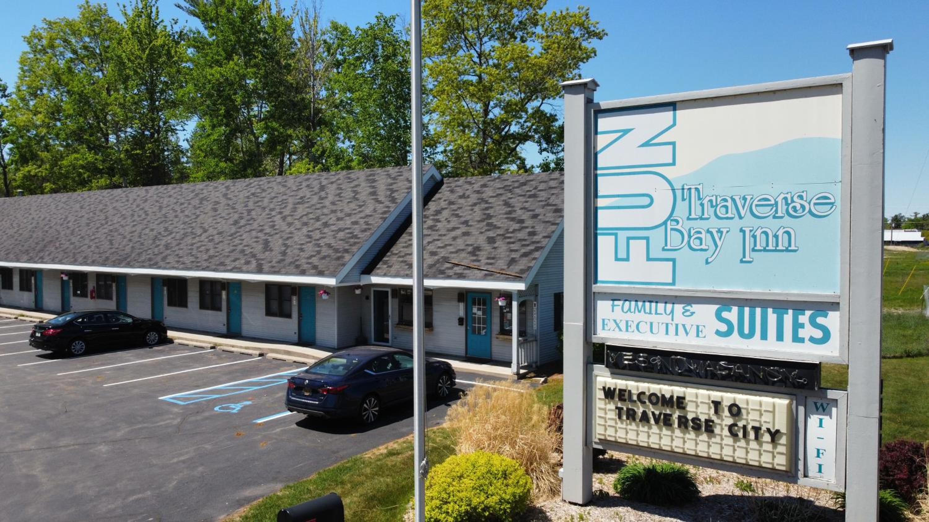 Traverse Bay Inn