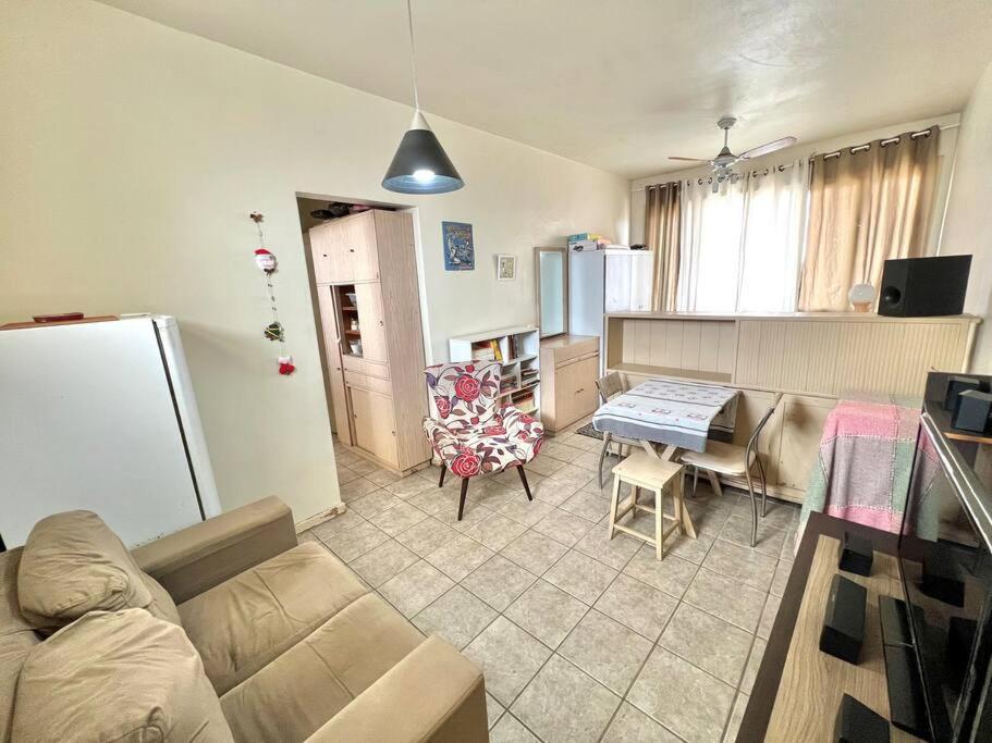 Loft com sacada de frente