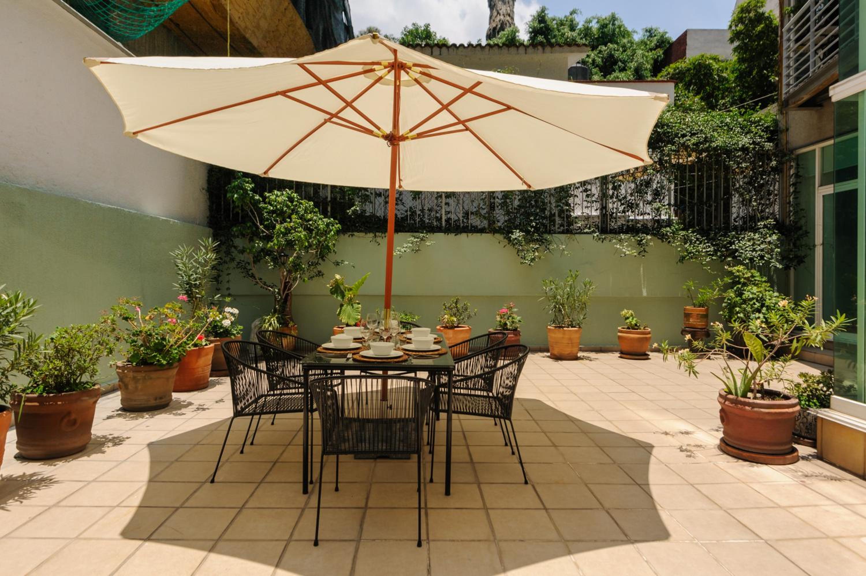 New! Stunning garden house 2 bdr Apt — Mexico City